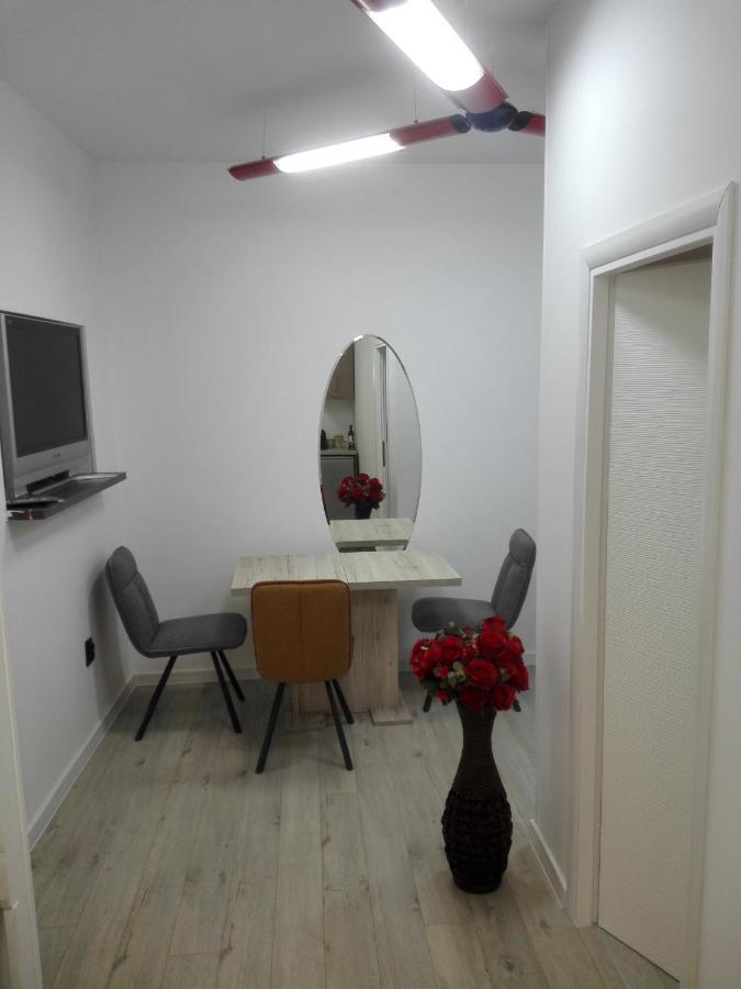 A. Einstein 9A Apartament Cluj Napoca Ruang foto