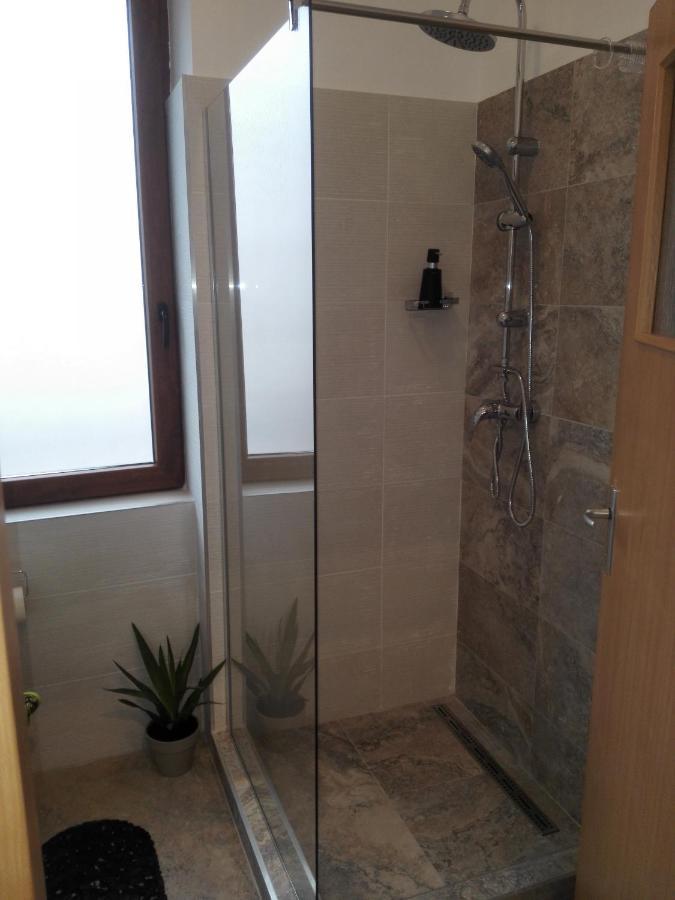 A. Einstein 9A Apartament Cluj Napoca Ruang foto